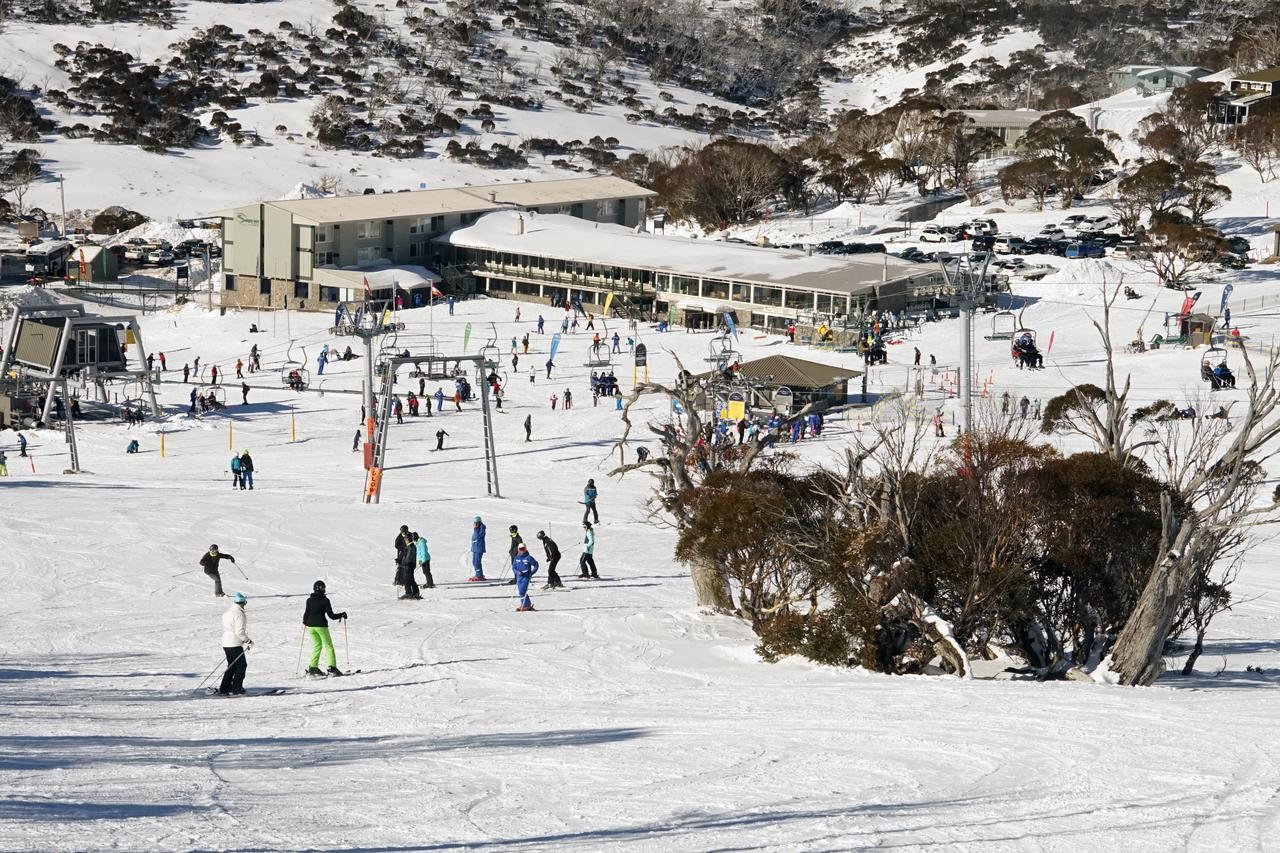 Smiggins Hotel & Chalet Apartments Perisher Valley Extérieur photo